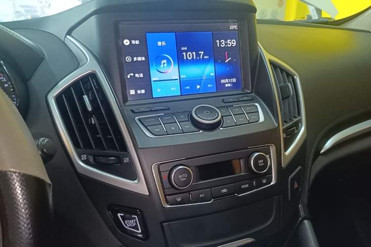 Used Dongfeng Aeolus AX7 2015 2.3L Automatic ZhiZun Version Audio And AC Panel