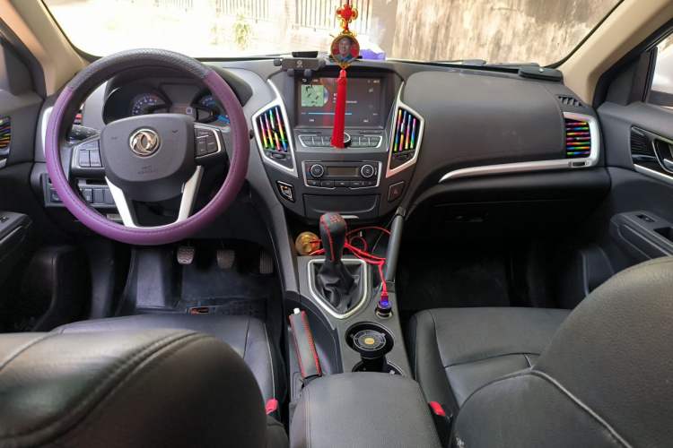 Used Dongfeng Aeolus AX7 2015 2.0L Manual Zhiyi Trim Center Console