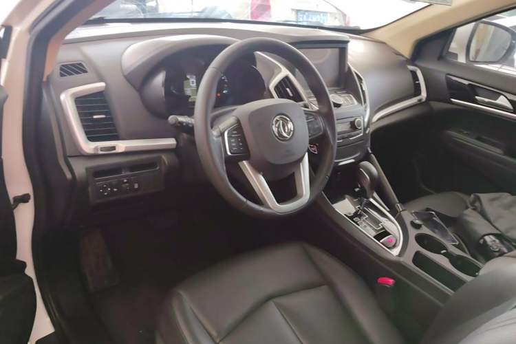 Used Dongfeng Aeolus AX7 2015 2.0L Automatic Zhiyi Trim Center Console