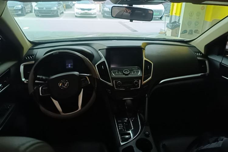 Used Dongfeng Aeolus AX7 2015 2.3L Automatic ZhiZun Version Center Console