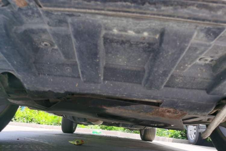 Used Dongfeng Aeolus AX7 2015 2.0L Manual Zhiyi Trim Chassis Front