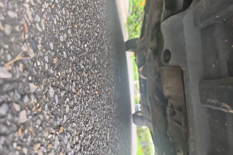 Used Dongfeng Aeolus AX7 2015 2.0L Manual Zhiyi Trim Chassis Front