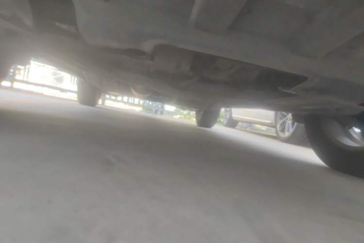 Used Dongfeng Aeolus AX7 2015 2.0L Manual Zhiyi Trim Chassis Front