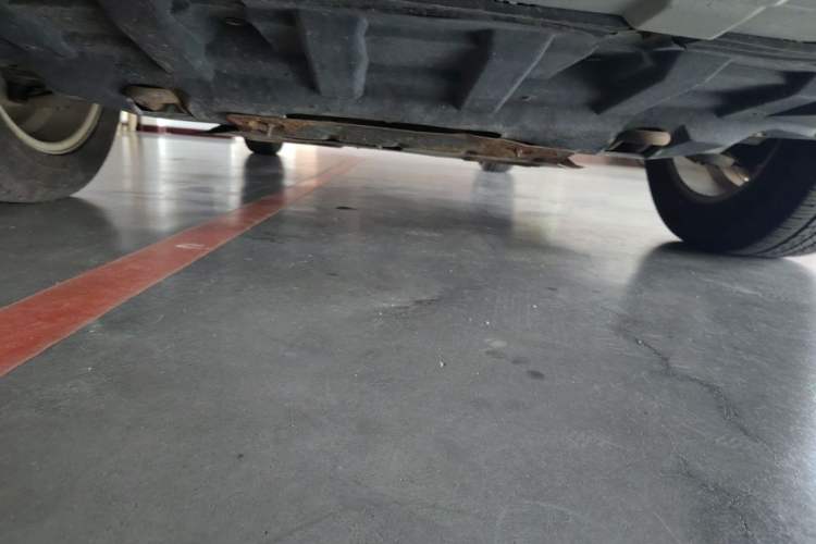 Used Dongfeng Aeolus AX7 2015 2.3L Automatic ZhiZun Version Chassis Front