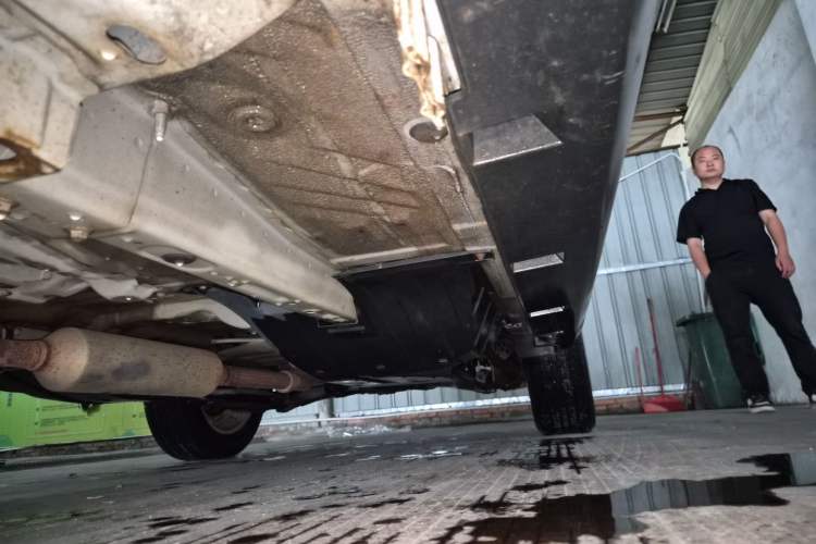 Used Dongfeng Aeolus AX7 2015 2.3L Automatic ZhiZun Version Chassis Front Left
