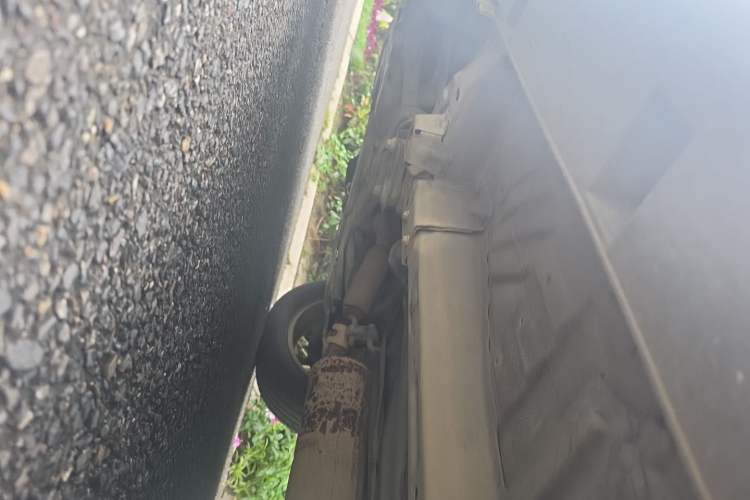 Used Dongfeng Aeolus AX7 2015 2.0L Manual Zhiyi Trim Chassis Front Left