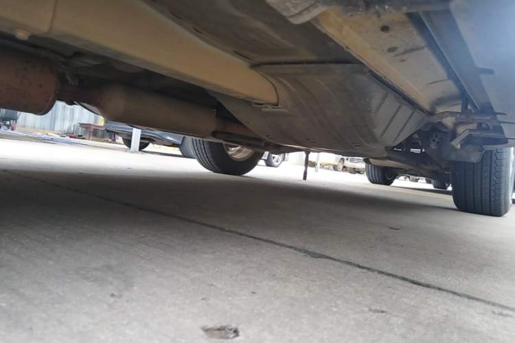 Used Dongfeng Aeolus AX7 2015 2.0L Manual Zhiyi Trim Chassis Front Left