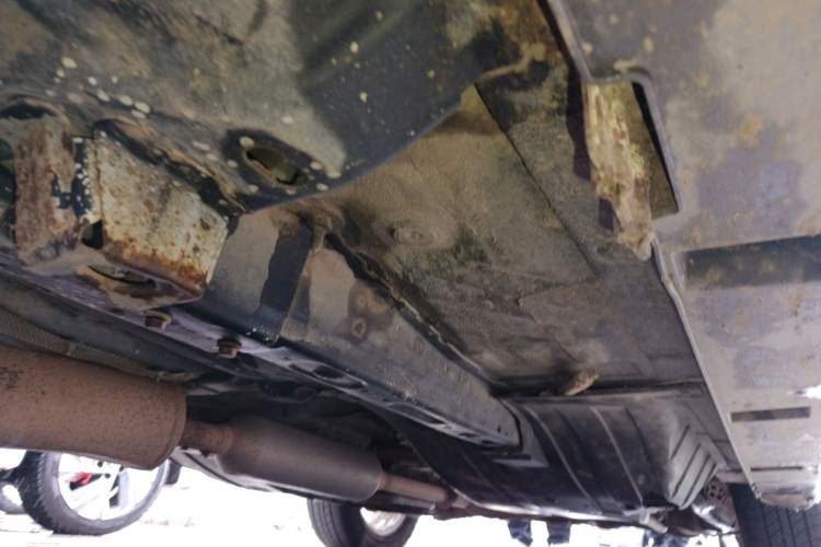 Used Dongfeng Aeolus AX7 2015 2.0L Manual Zhiyi Trim Chassis Front Left