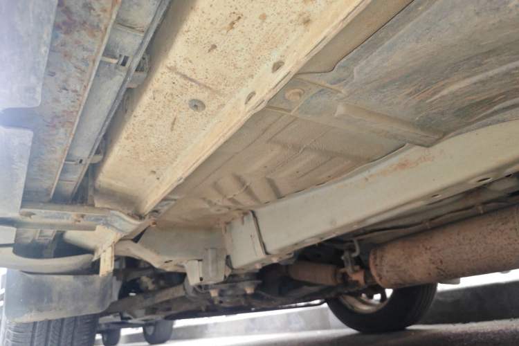 Used Dongfeng Aeolus AX7 2015 2.0L Automatic Zhiyi Trim Chassis Front Left