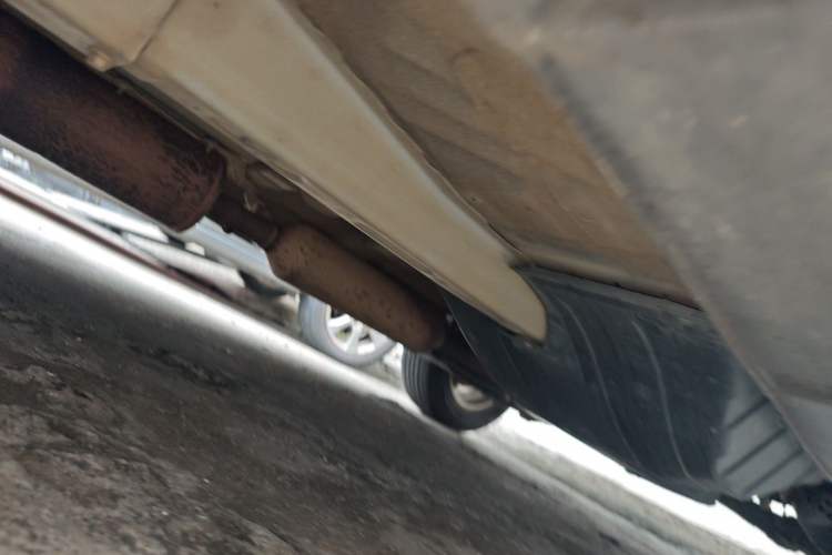 Used Dongfeng Aeolus AX7 2015 2.0L Manual Zhiyue Model Chassis Front Left