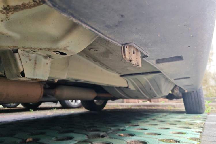 Used Dongfeng Aeolus AX7 2015 2.0L Automatic Zhiyi Trim Chassis Front Left