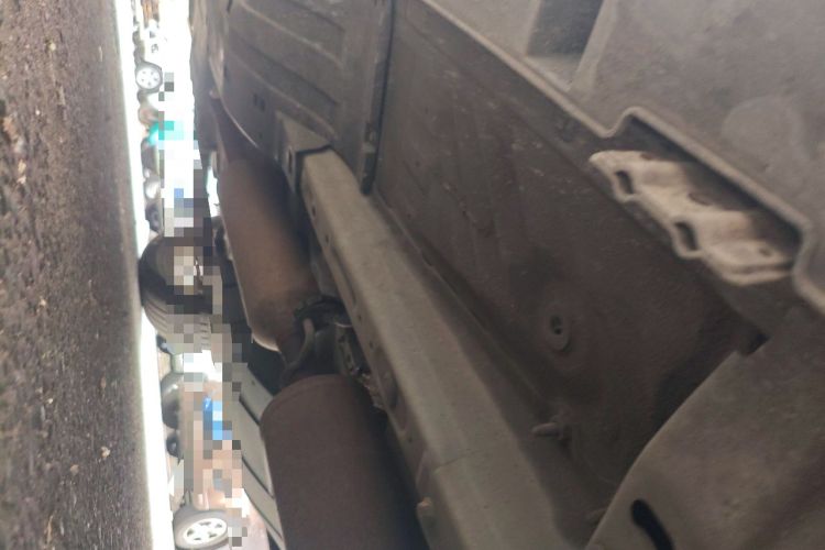Used Dongfeng Aeolus AX7 2015 2.0L Manual Parade Edition Chassis Front Right