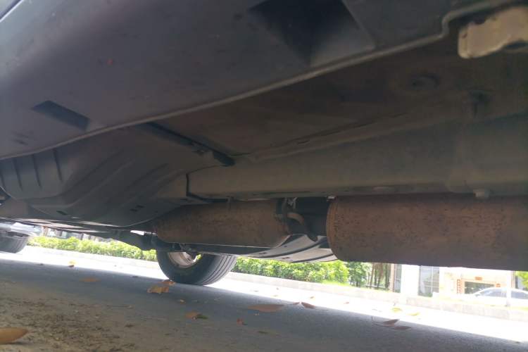Used Dongfeng Aeolus AX7 2015 2.3L Automatic ZhiZun Version Chassis Front Right
