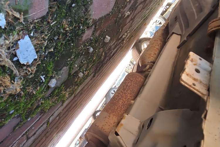 Used Dongfeng Aeolus AX7 2015 2.0L Automatic Zhiyi Trim Chassis Front Right