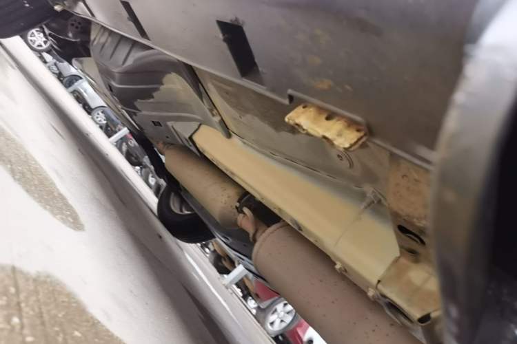 Used Dongfeng Aeolus AX7 2015 2.0L Automatic Zhiyue Version Chassis Front Right