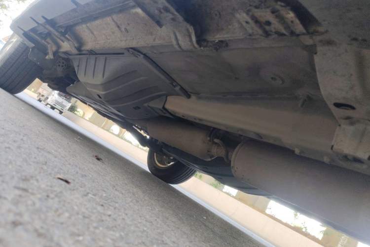 Used Dongfeng Aeolus AX7 2015 2.0L Manual Zhiyi Trim Chassis Front Right