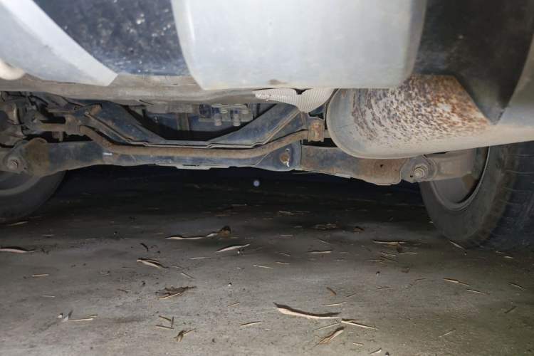 Used Dongfeng Aeolus AX7 2015 2.0L Automatic Zhiyi Trim Chassis Rear