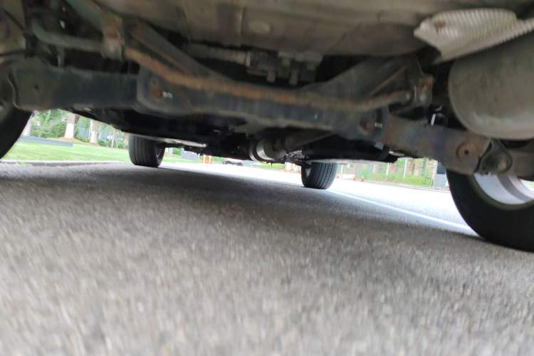 Used Dongfeng Aeolus AX7 2015 2.0L Automatic Zhiyi Trim Chassis Rear