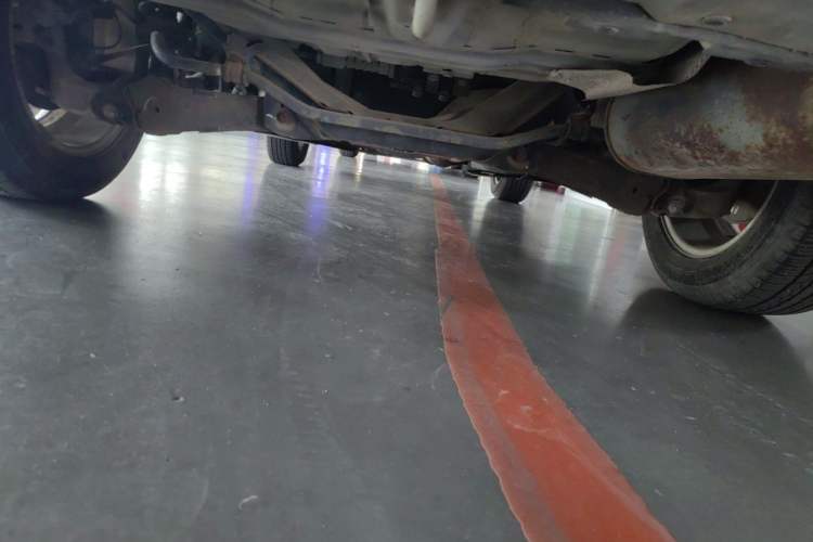 Used Dongfeng Aeolus AX7 2015 2.3L Automatic ZhiZun Version Chassis Rear