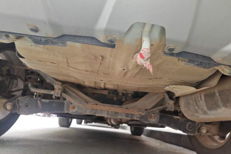 Used Dongfeng Aeolus AX7 2015 2.0L Automatic Zhiyi Trim Chassis Rear