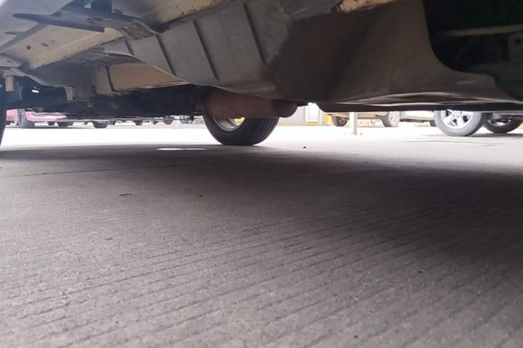 Used Dongfeng Aeolus AX7 2015 2.0L Manual Zhiyi Trim Chassis Rear Left