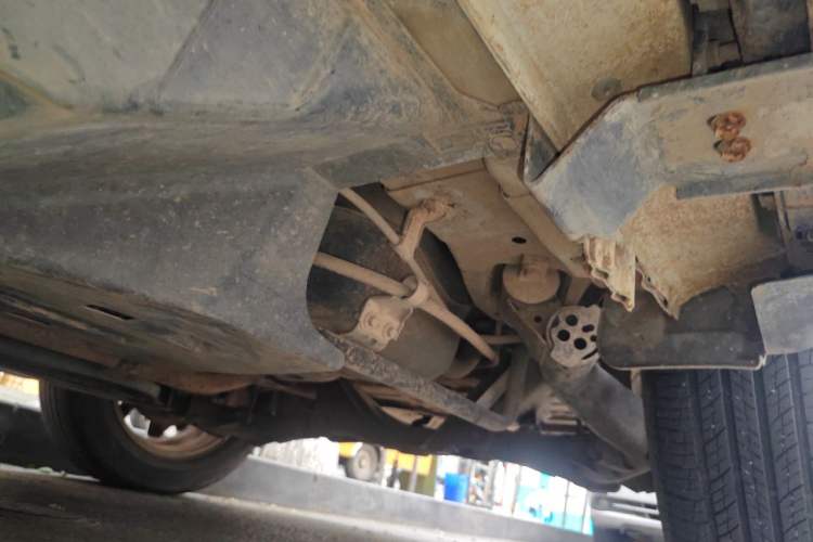 Used Dongfeng Aeolus AX7 2015 2.0L Automatic Zhiyi Trim Chassis Rear Left