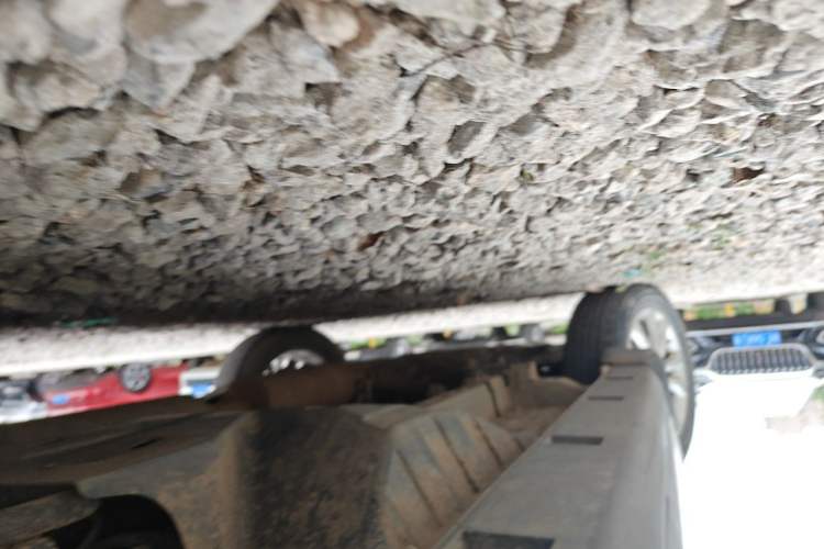 Used Dongfeng Aeolus AX7 2015 2.0L Manual Zhiyi Trim Chassis Rear Left