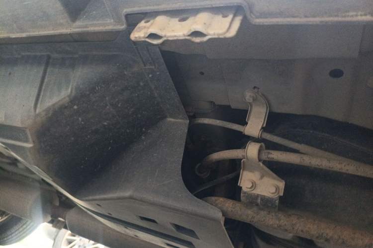 Used Dongfeng Aeolus AX7 2015 2.0L Automatic Zhiyi Trim Chassis Rear Left