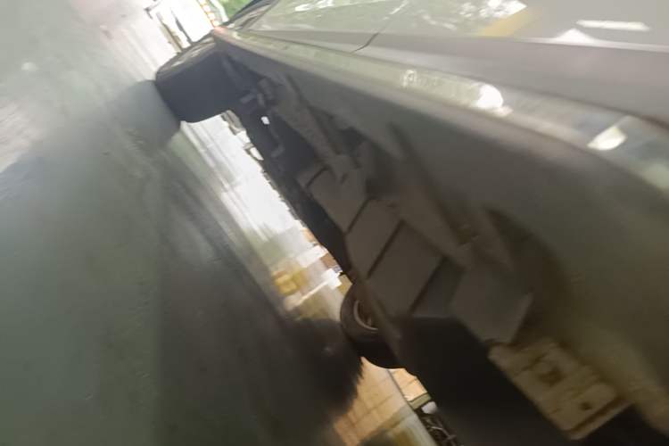 Used Dongfeng Aeolus AX7 2015 2.3L Automatic ZhiZun Version Chassis Rear Left
