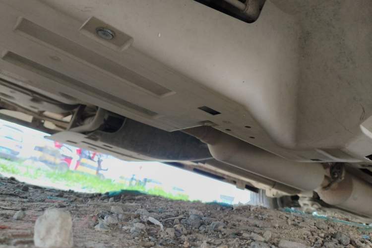 Used Dongfeng Aeolus AX7 2015 2.0L Manual Zhiyi Trim Chassis Rear Right