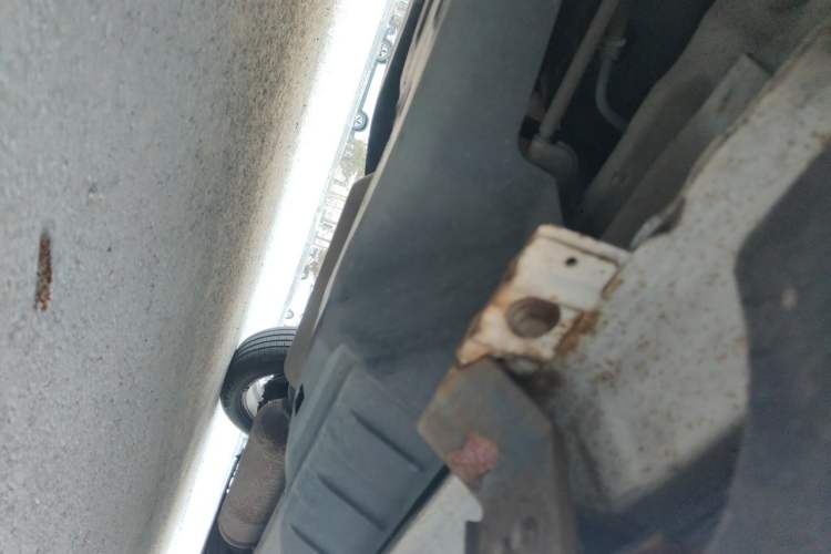 Used Dongfeng Aeolus AX7 2015 2.0L Automatic Zhiyi Trim Chassis Rear Right