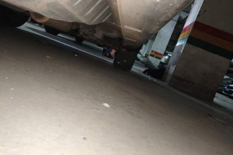 Used Dongfeng Aeolus AX7 2015 2.0L Manual Zhiyi Trim Chassis Rear Right