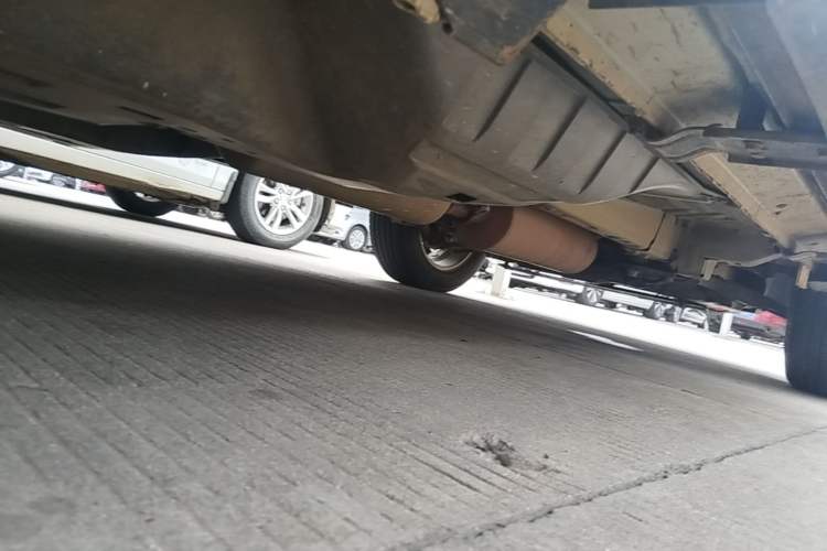 Used Dongfeng Aeolus AX7 2015 2.0L Manual Zhiyi Trim Chassis Rear Right