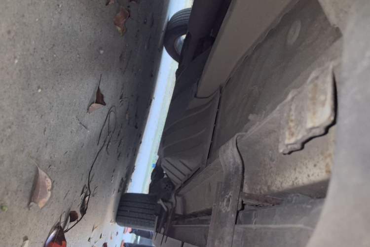 Used Dongfeng Aeolus AX7 2015 2.0L Automatic Zhiyi Trim Chassis Rear Right
