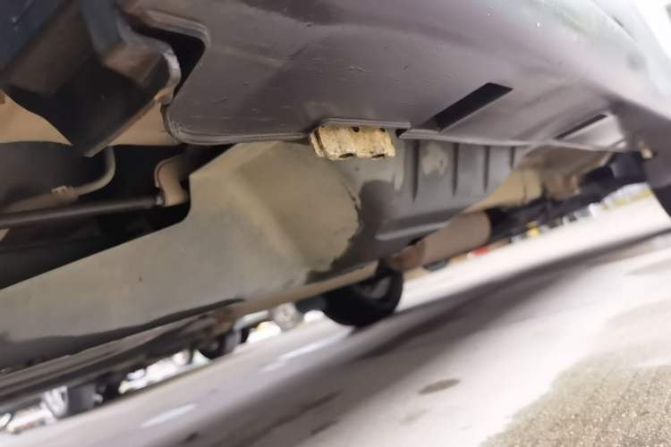 Used Dongfeng Aeolus AX7 2015 2.0L Automatic Zhiyue Version Chassis Rear Right