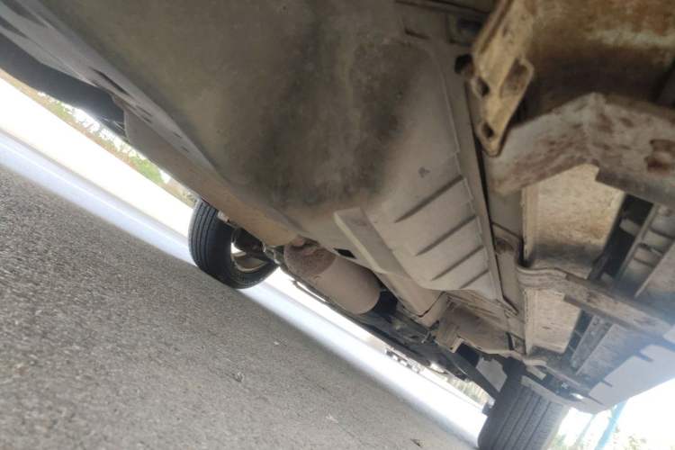 Used Dongfeng Aeolus AX7 2015 2.0L Manual Zhiyi Trim Chassis Rear Right