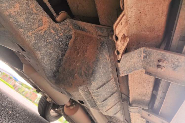Used Dongfeng Aeolus AX7 2015 2.0L Manual Zhiyi Trim Chassis Rear Right