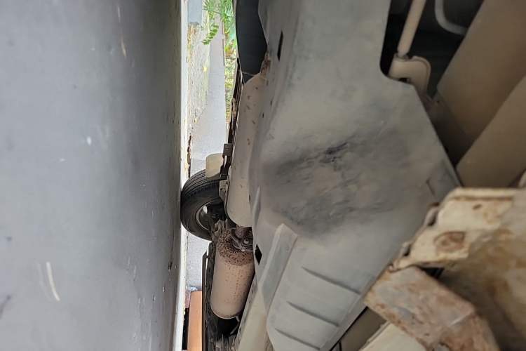 Used Dongfeng Aeolus AX7 2015 2.0L Manual Zhiyue Model Chassis Rear Right