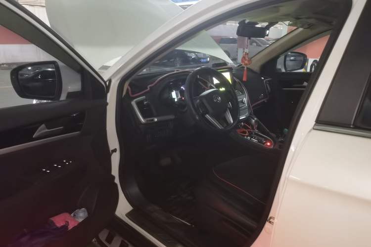 Used Dongfeng Aeolus AX7 2015 2.0L Automatic Zhiyi Trim Driver Seat