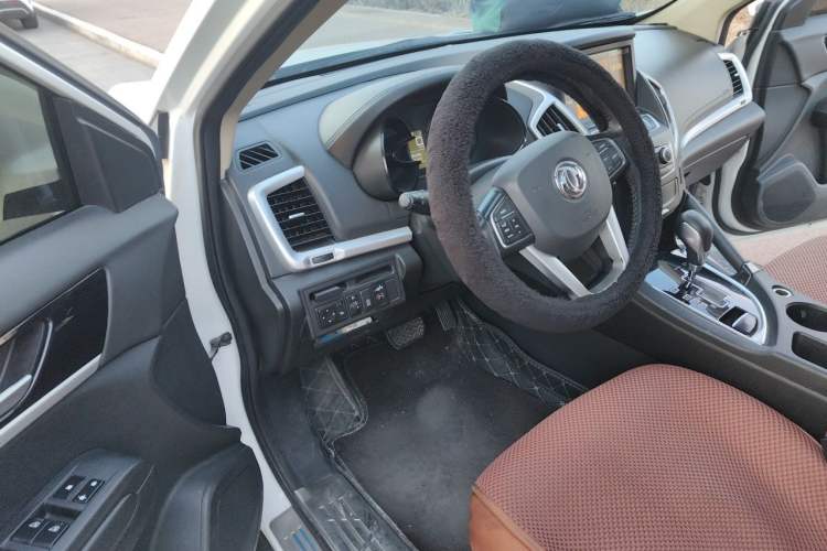 Used Dongfeng Aeolus AX7 2015 2.0L Automatic Zhiyi Trim Driver Seat