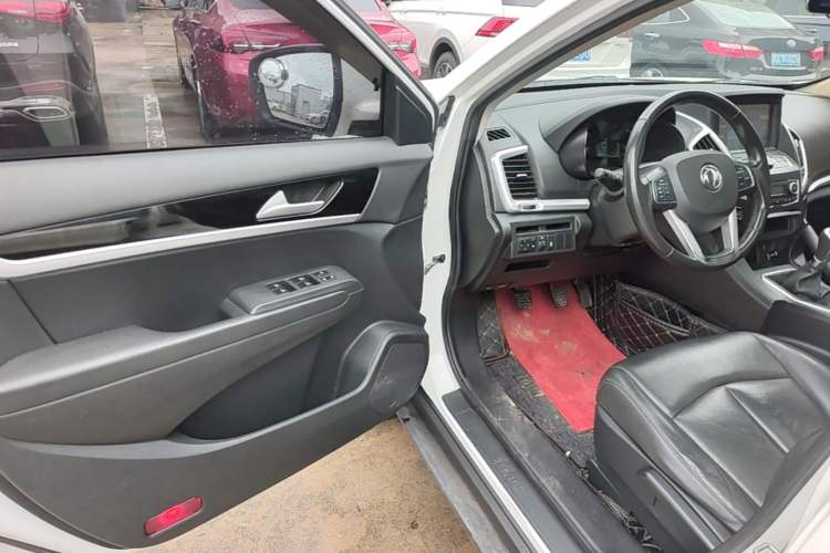 Used Dongfeng Aeolus AX7 2015 2.0L Manual Zhiyi Trim Driver Seat