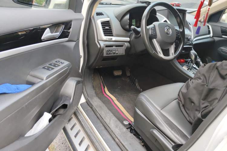 Used Dongfeng Aeolus AX7 2015 2.0L Automatic Zhiyi Trim Driver Seat
