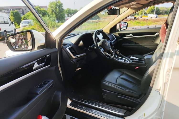 Used Dongfeng Aeolus AX7 2015 2.0L Automatic Zhiyi Trim Driver Seat