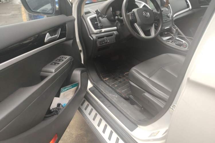 Used Dongfeng Aeolus AX7 2015 2.0L Automatic Zhiyi Trim Driver Seat