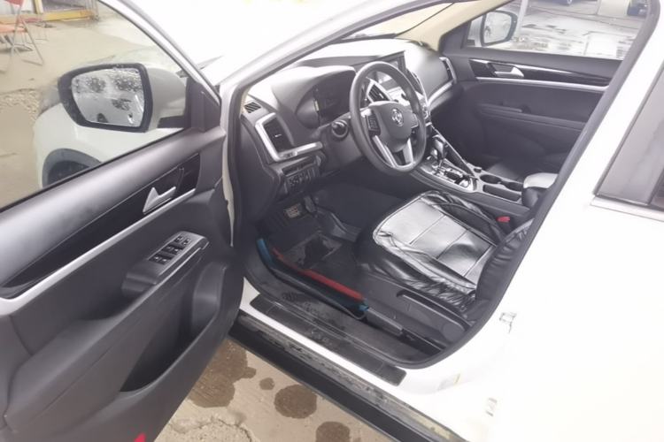Used Dongfeng Aeolus AX7 2015 2.0L Automatic Zhiyue Version Driver Seat