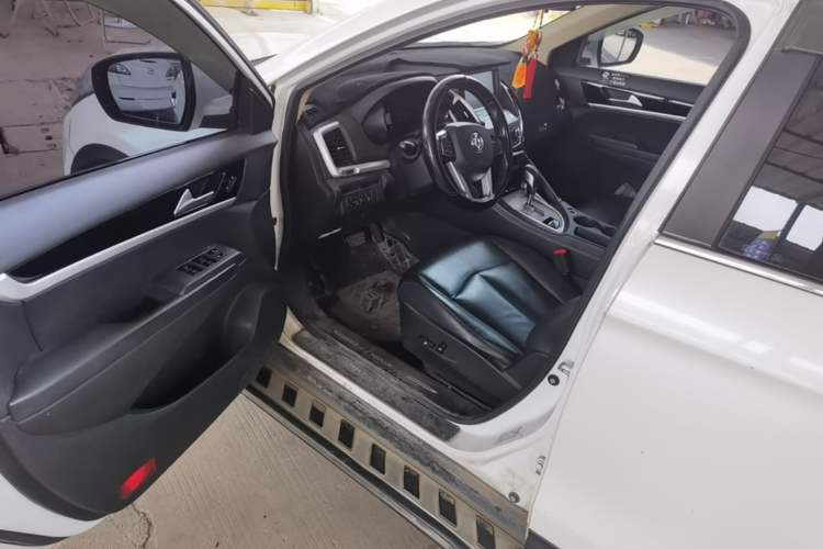 Used Dongfeng Aeolus AX7 2015 2.3L Automatic ZhiZun Version Driver Seat