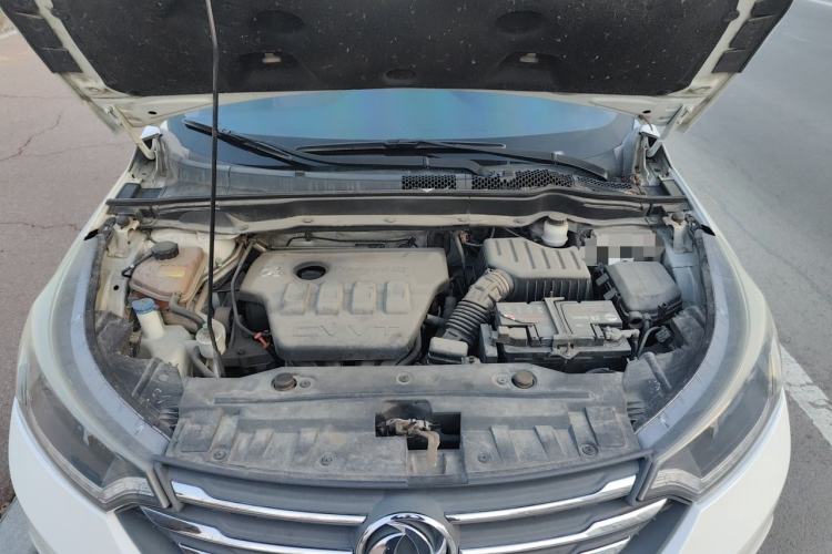 Used Dongfeng Aeolus AX7 2015 2.0L Automatic Zhiyi Trim Engine Bay