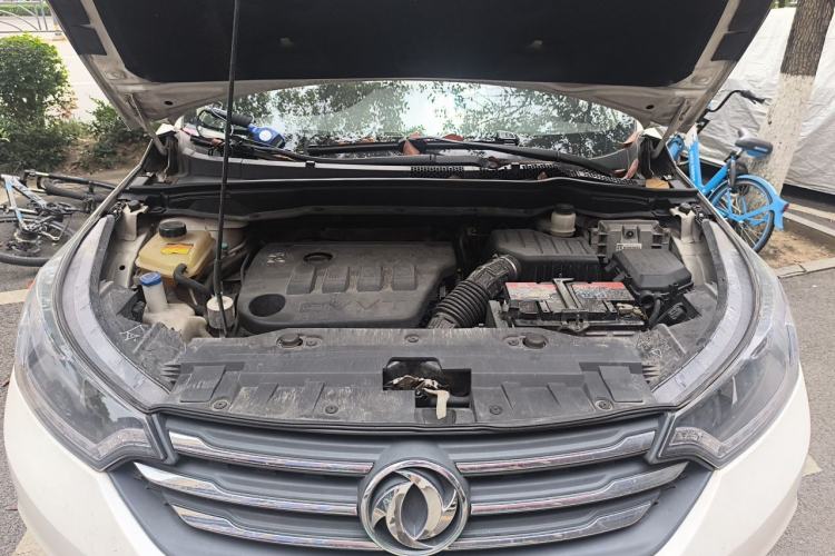 Used Dongfeng Aeolus AX7 2015 2.3L Automatic ZhiZun Version Engine Bay
