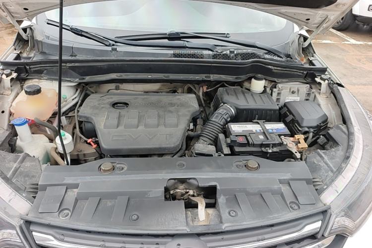 Used Dongfeng Aeolus AX7 2015 2.0L Manual Zhiyi Trim Engine Bay