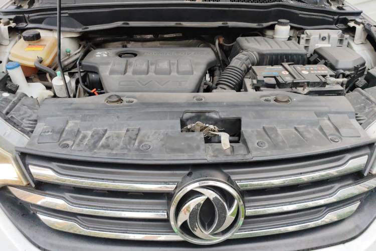 Used Dongfeng Aeolus AX7 2015 2.0L Automatic Zhiyi Trim Engine Bay